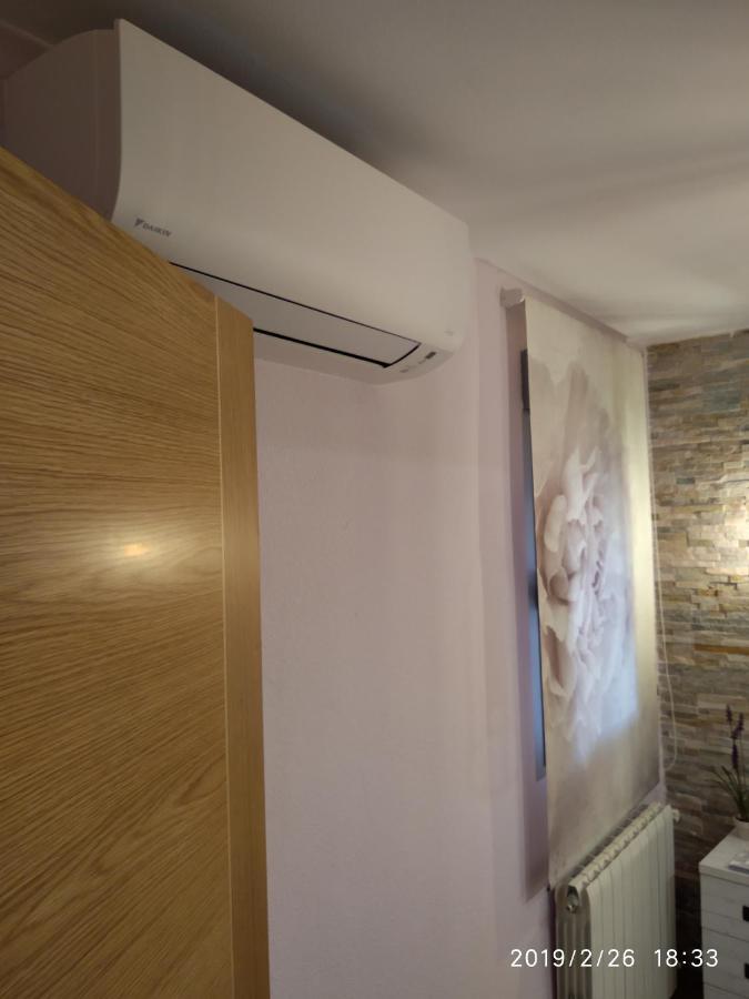 הוילה קואנקה La Casita De Ana. Puerta Valencia. Casco Antiguo מראה חיצוני תמונה
